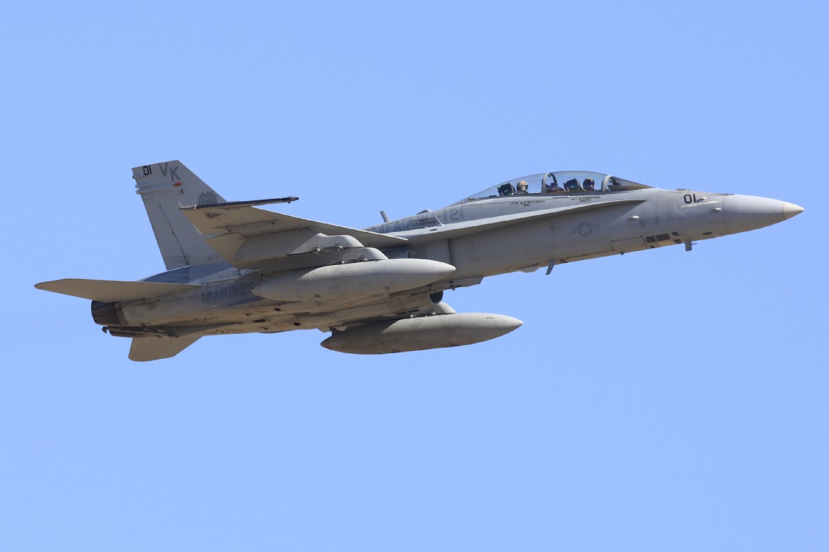 FA-18D VMFA